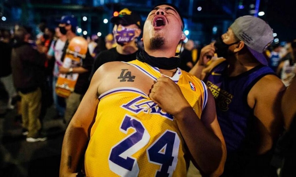 Επεισόδια στους πανηγυρισμούς των οπαδών των Λέικερς (photos+video)