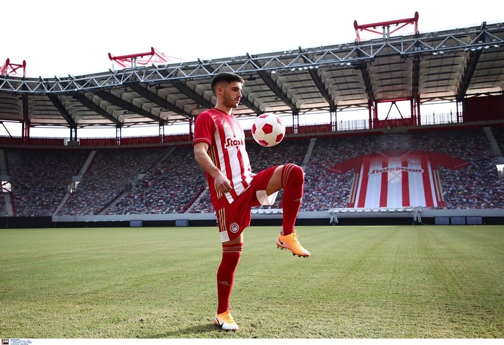 Ολυμπιακός: Τραυματίστηκε και έγινε αλλαγή ο Βινάγκρε! (photo)