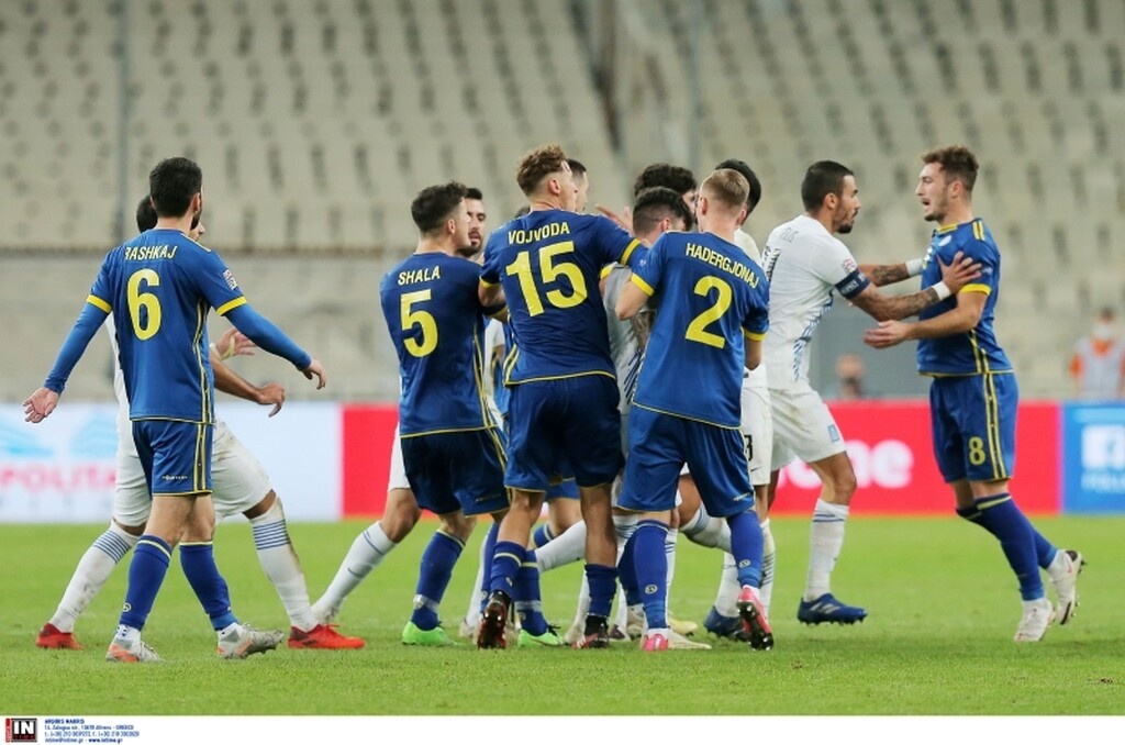 Ελλάδα-Κόσοβο: Η στιγμή της έντασης στο ΟΑΚΑ (video+photos)