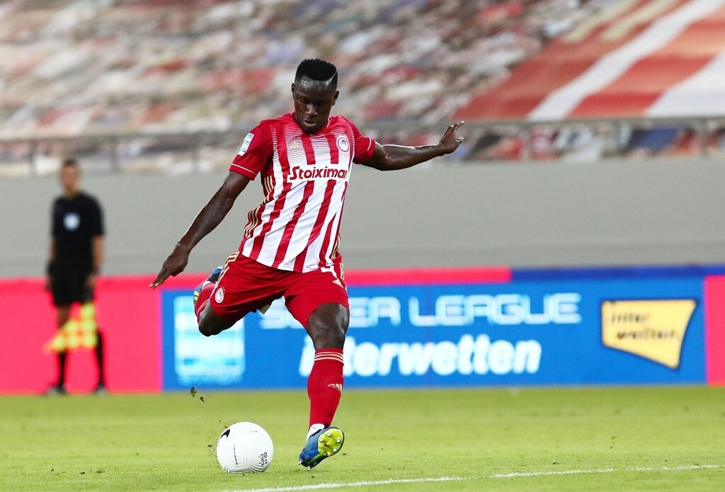 Ολυμπιακός: Ώρα επιβράβευσης για Καμαρά (photos+video)