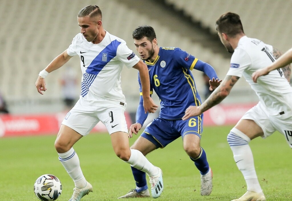 Ο απίστευτος τρόπος που ο Πέλκας έφυγε μετά το Ελλάδα-Κόσοβο (photos)