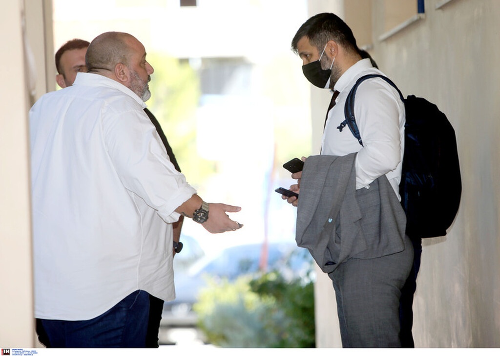 Καραπαπάς: «Πάει να καταστρέψει τη ζωή μου» (photos)