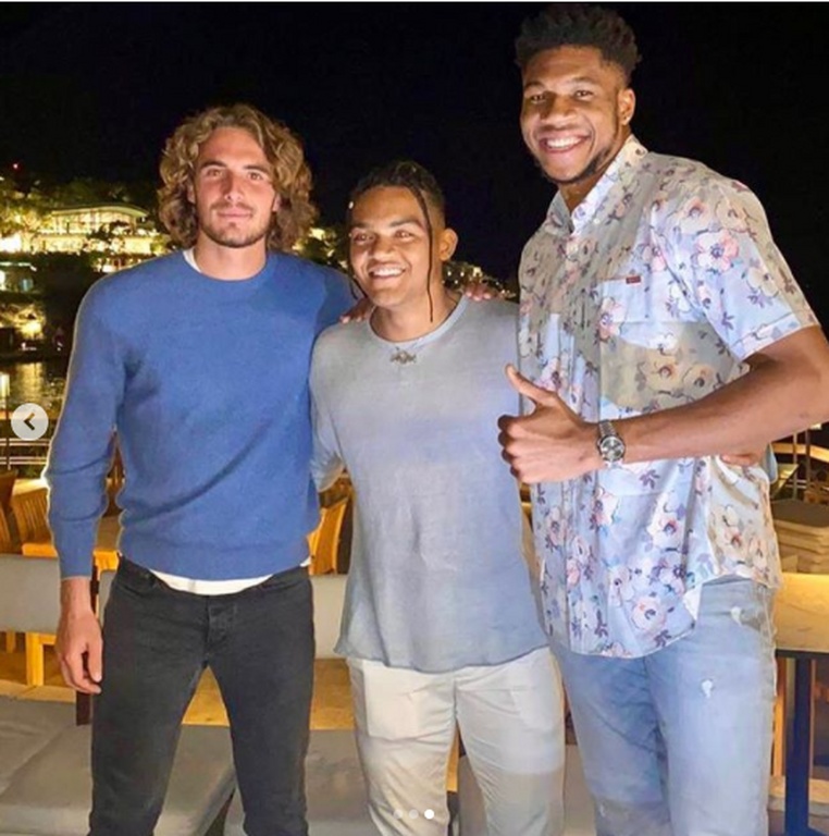 Μια παρέα Αντετοκούνμπο, Τσιτσιπάς και Καραλής (photos)