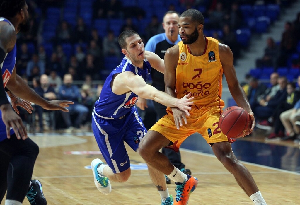 Χάρισον: «Μεγάλη ευκαιρία ο Ολυμπιακός» (photos)