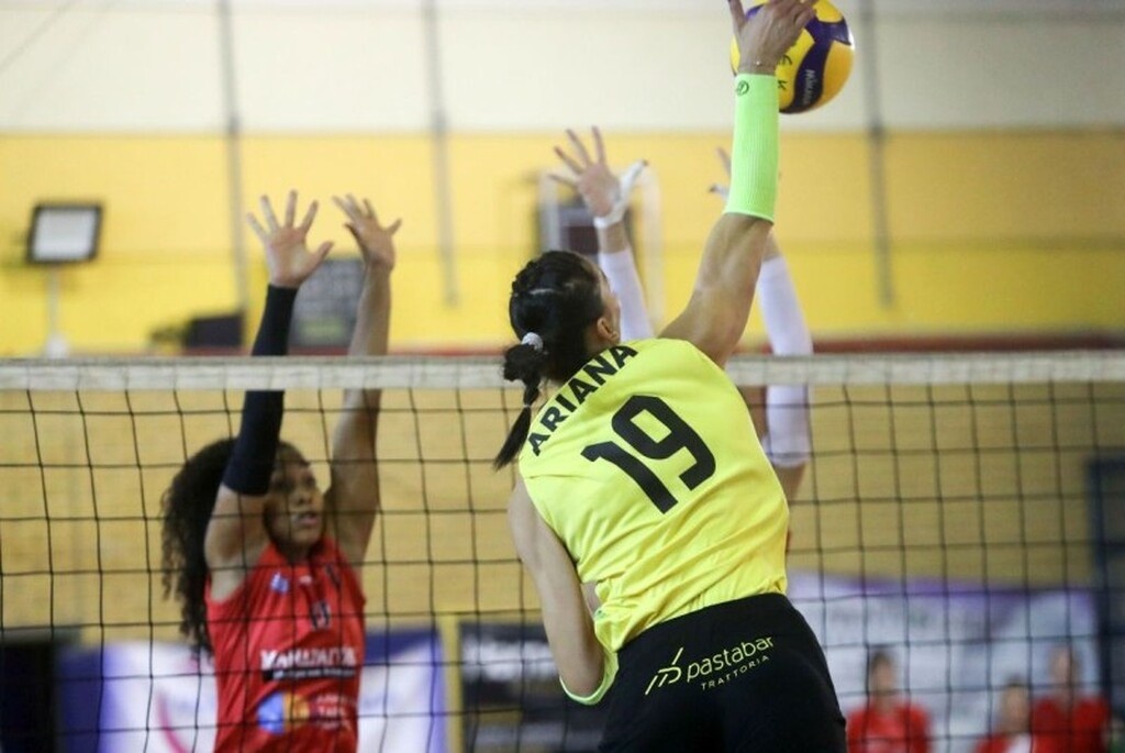 Volley League Γυναικών: Χαλαρά το 2Χ2 η ΑΕΚ με 3-0 σετ επί του Πορφύρα (photos)