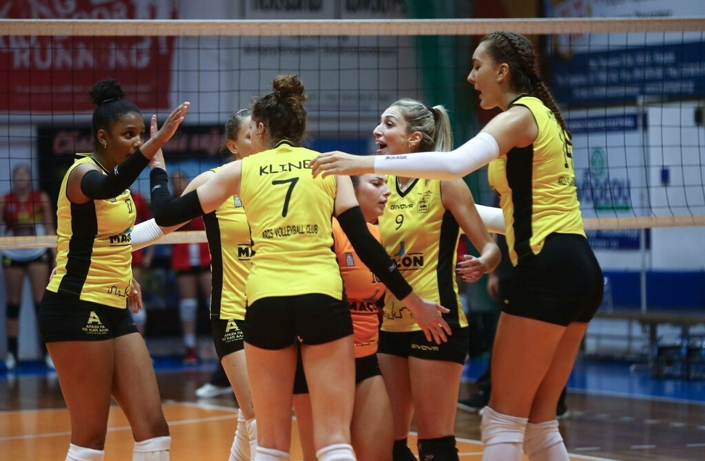 Volley League Γυναικών: Νίκησε στο τάι μπρέικ τις Αμαζόνες ο Άρης (photos)