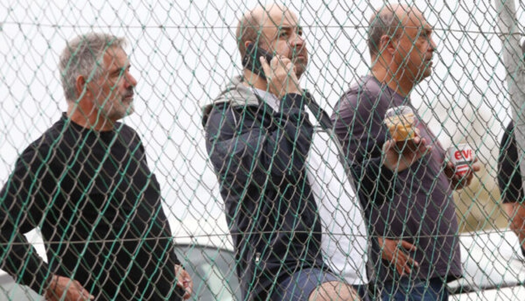 Ωστόσο το ενδιαφέρον έκλεψε η παρουσία του Μάρκου Σεφερλή που είδε από κοντά την αναμέτρηση