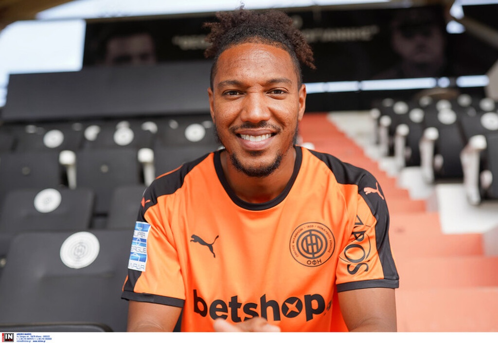 Ντε Γκουζμάν: «Σωστή απόφαση, "Θεός" ο Γκέραρντ στη Κρήτη» (video+photos)