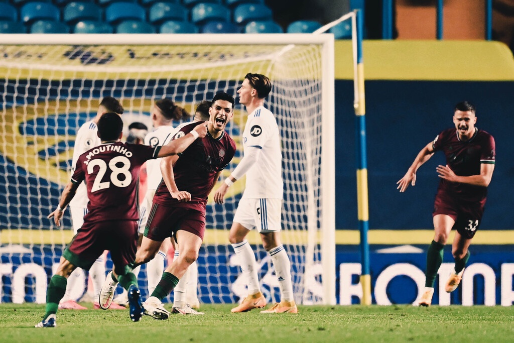 Premier League: «Λυκάνθρωπος» ο Χιμένες «καθάρισε» και τη Λιντς για την εξάδα (video+photos)