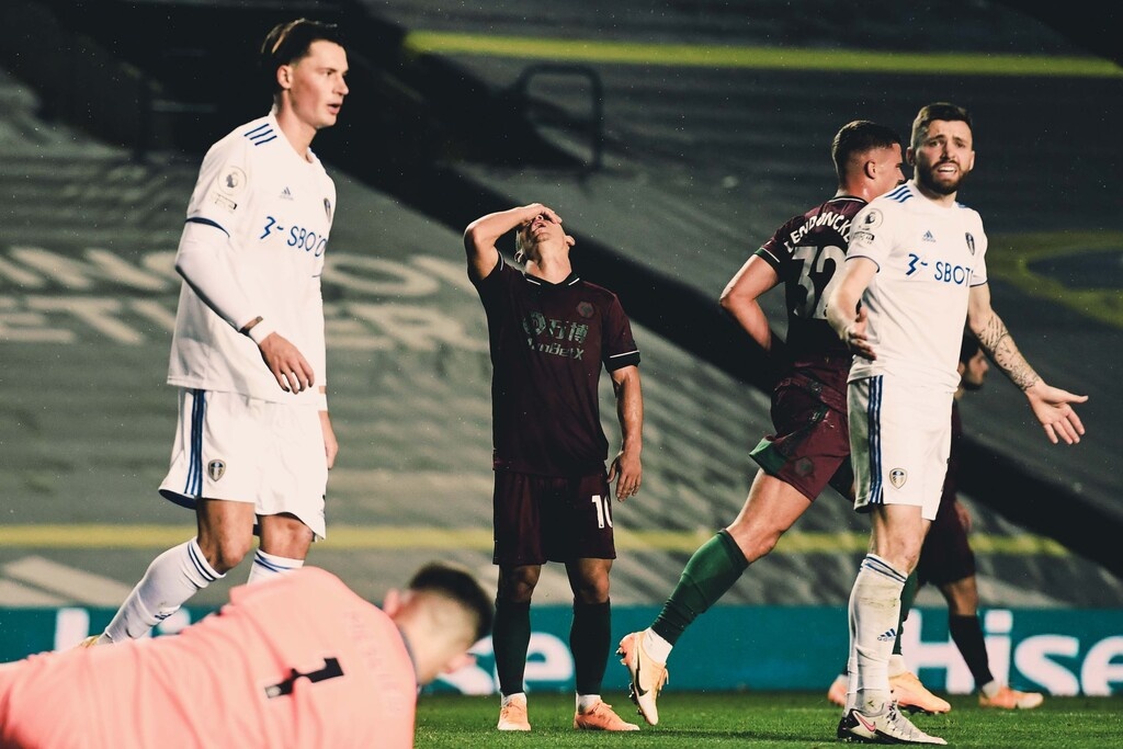 Premier League: «Λυκάνθρωπος» ο Χιμένες «καθάρισε» και τη Λιντς για την εξάδα (video+photos)