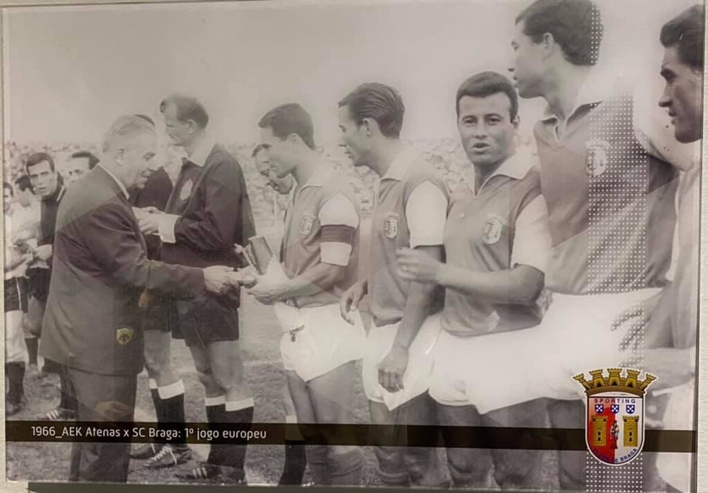 Μπράγκα-ΑΕΚ: Την ΑΕΚ του 1966 έχουν μόνιμα στο γήπεδο τους οι Πορτογάλοι (photo)