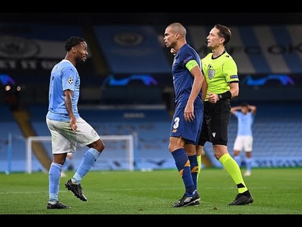 Μάντσεστερ Σίτι-Πόρτο: Τραγικός Πέπε, χτύπησε εκτός φάσης τον Στέρλινγκ