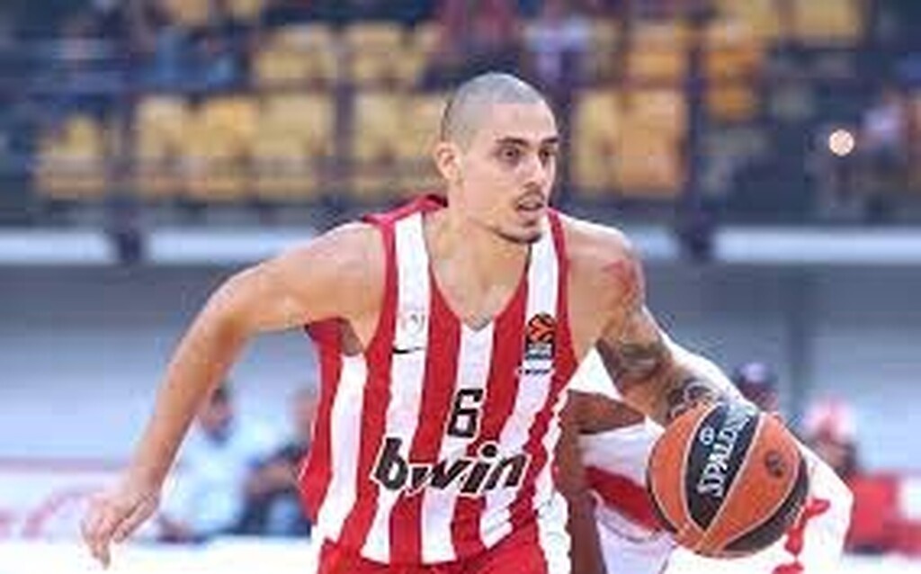 Ολυμπιακός: Δυσαρέσκεια από Κόνιαρη (video)