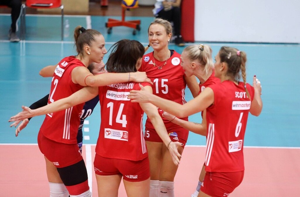Volley League Γυναικών: «Ίδρωσε» ο Ολυμπιακός αλλά πήρε το «δίποντο» με 3-2 σετ επί του ΠΑΟΚ (photo)