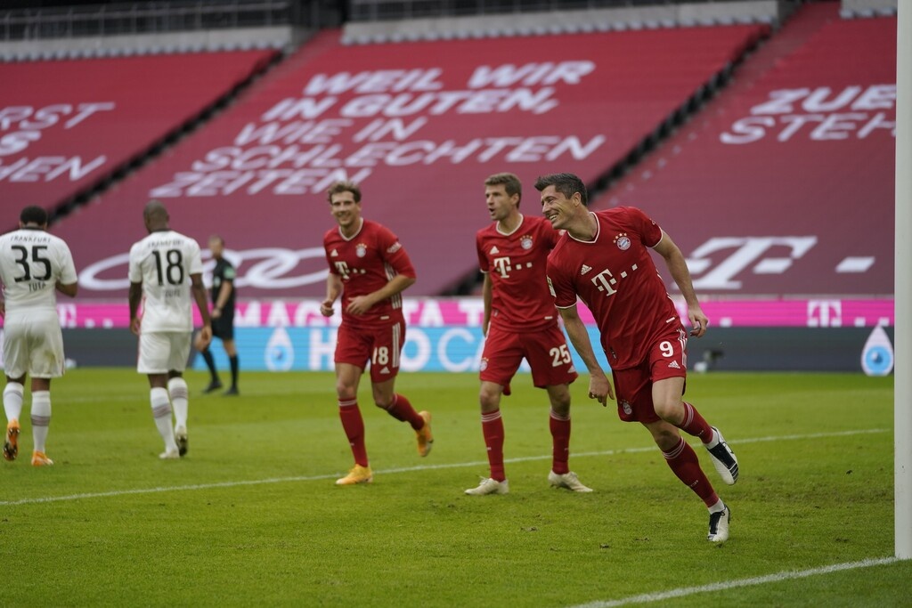 Bundesliga: Πεντάρα με Λεβα-γκολ, ανατροπή Λειψία, Γκλάντμπαχ (videos+photos)