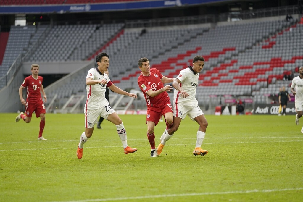 Bundesliga: Πεντάρα με Λεβα-γκολ, ανατροπή Λειψία, Γκλάντμπαχ (videos+photos)