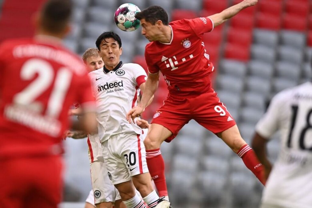 Μπάγερν Μονάχου: Φουλ για ρεκόρ ο Λεβαντόφσκι (photos+video)