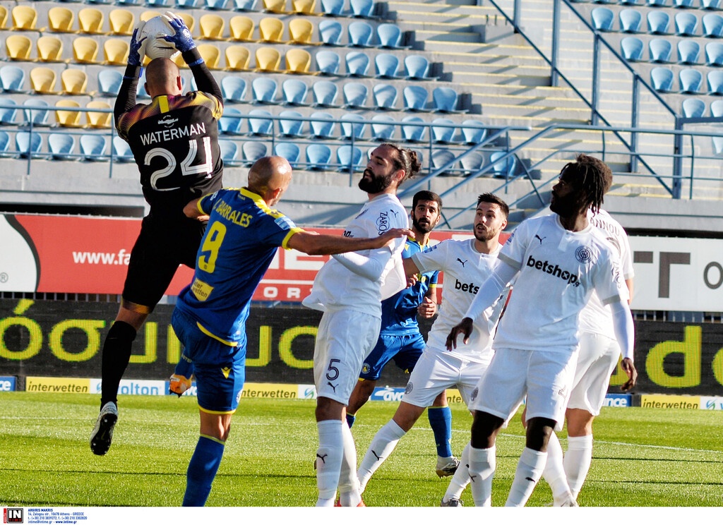Αστέρας Τρίπολης - ΟΦΗ 1-0: Εκτέλεση από την «άσπρη βούλα» με Μπαράλες (video+photos)