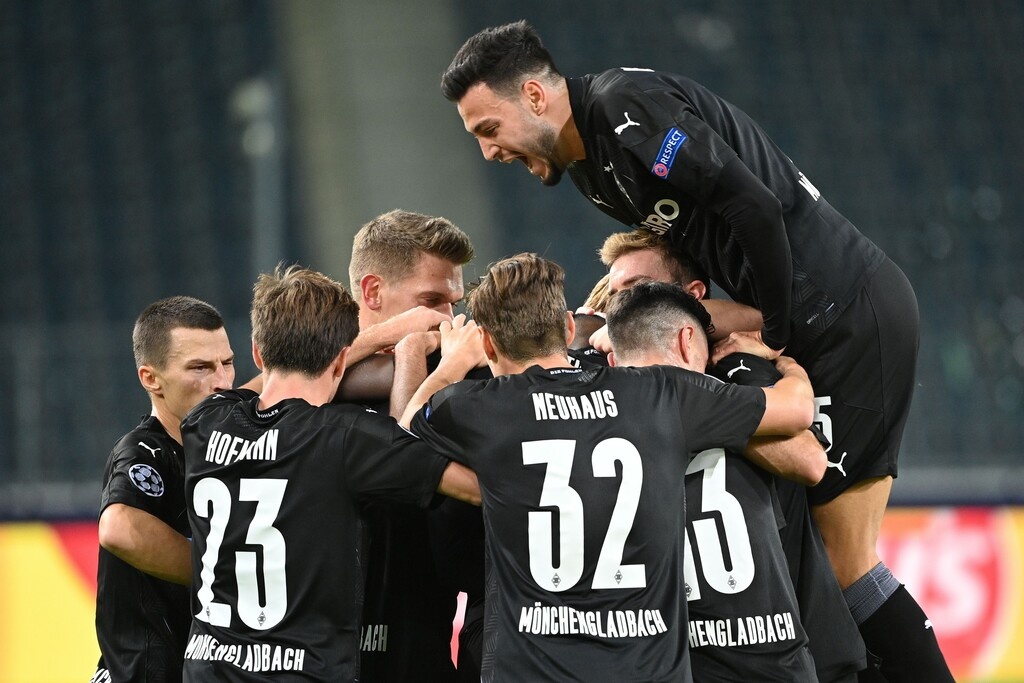 Γκλάντμπαχ-Ρεάλ 2-2: «Ζωντανή» με γκολ στο 87’ και το 93’ η «βασίλισσα» (videos+photos)