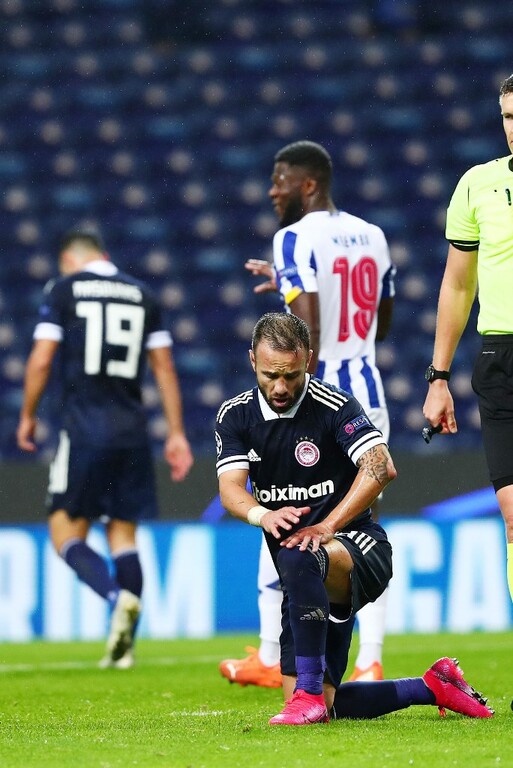 Πόρτο - Ολυμπιακός 2-0: Της έκανε… δώρο τη νίκη (photos+videos)