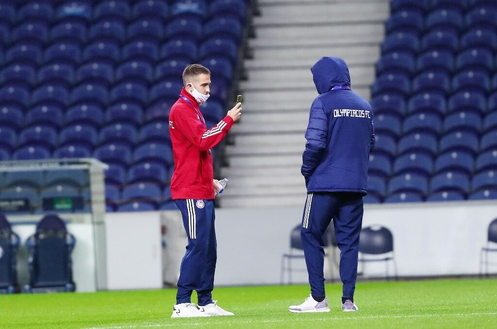 Πόρτο - Ολυμπιακός: Η «ερυθρόλευκη» άφιξη στο Ντραγκάο (photos+video)