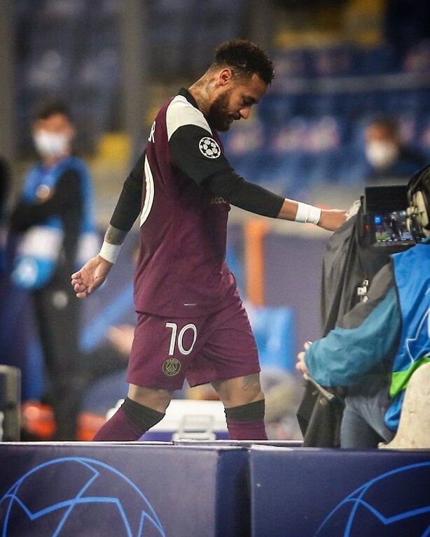 Ανησυχεί ο Τούχελ για Νεϊμάρ (Photos)