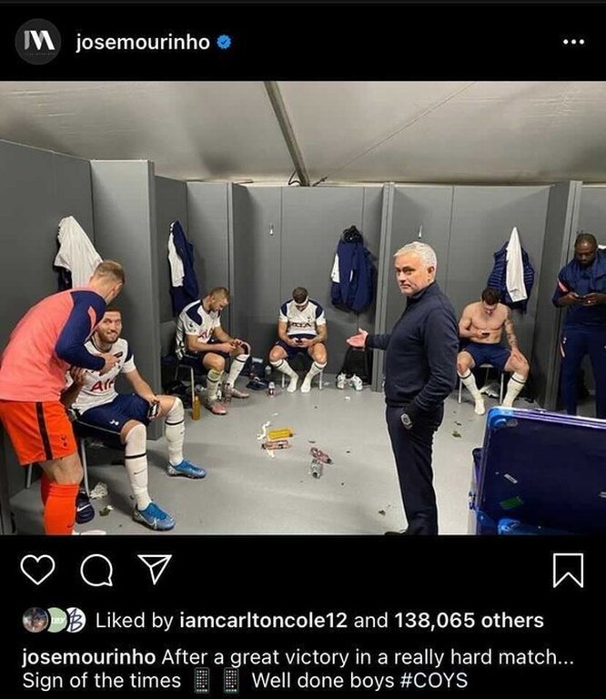 Τότεναμ: Ο Μουρίνιο έβγαλε στη… σέντρα τους παίκτες του (photos)