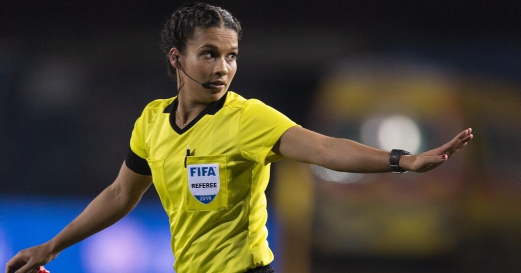 Το Ελλάδα-Ουκρανία είχε την πιο καυτή «σφυρίχτρα» (photos)