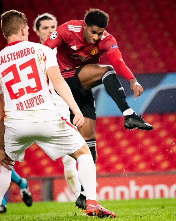 Champions League: Σόου Ράσφορντ σε 18' και πάρτι με 5-0 της Μάντσεστερ Γιουν.! (video+photos)