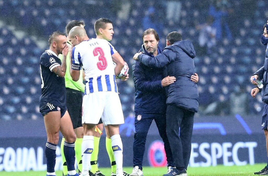 «Κατοστάρησε» με Ολυμπιακό ο Πέπε! (Photos)