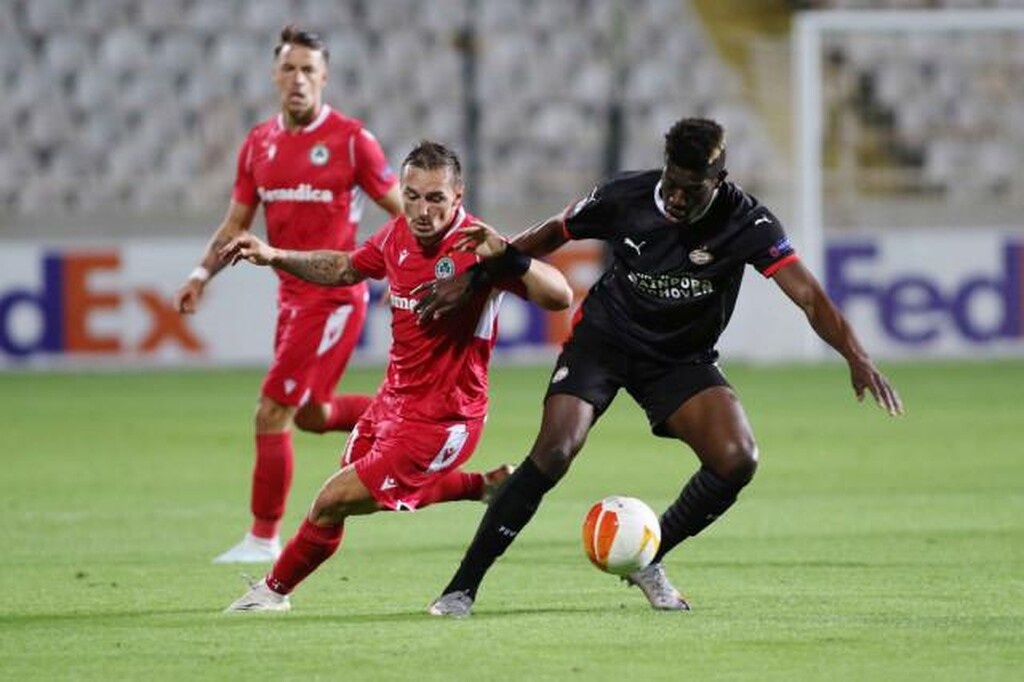 Europa League: Το γκολ της χρονιάς - Το «κάρφωσε» με φάουλ πίσω από τη σέντρα! (video)