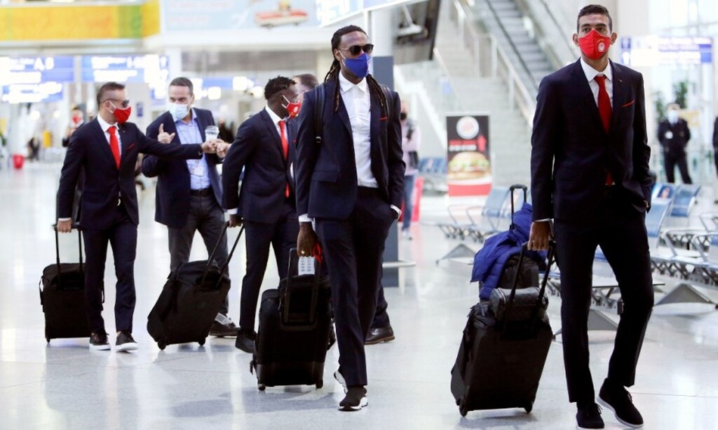 Μάντσεστερ Σίτι-Ολυμπιακός: Αναχώρησαν για Αγγλία οι «ερυθρόλευκοι»