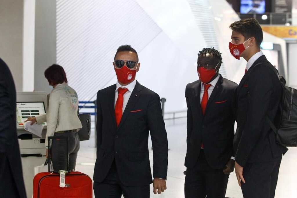 Μάντσεστερ Σίτι-Ολυμπιακός: Αναχώρησαν για Αγγλία οι «ερυθρόλευκοι»