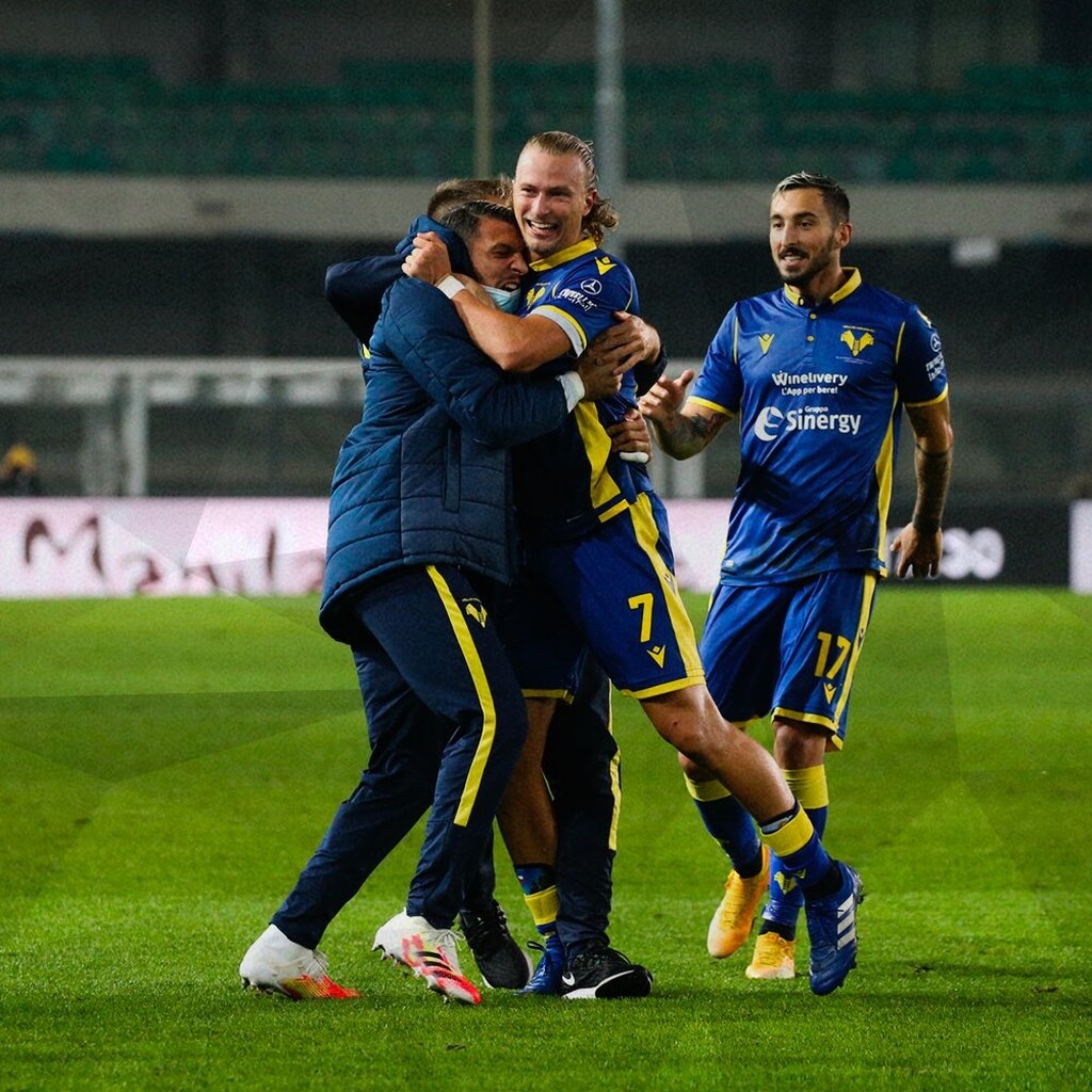 Serie A: Σκαρφαλώνει η Ελλάς Βερόνα (photos)