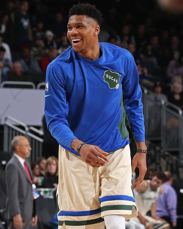 NBA: «Βόμβα» για Αντετοκούνμπο - Οι προτάσεις Ουόριορς και Χιτ και ο φόβος των Μπακς (photos)