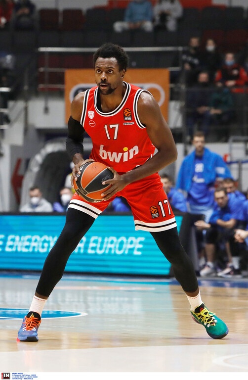 Ζενίτ - Ολυμπιακός 66-75: Αντέδρασε και πέρασε από την Αγία Πετρούπολη