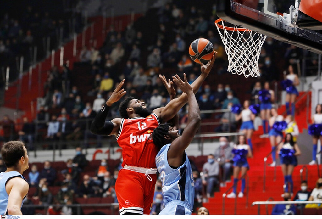 Ζενίτ - Ολυμπιακός 66-75: Αντέδρασε και πέρασε από την Αγία Πετρούπολη