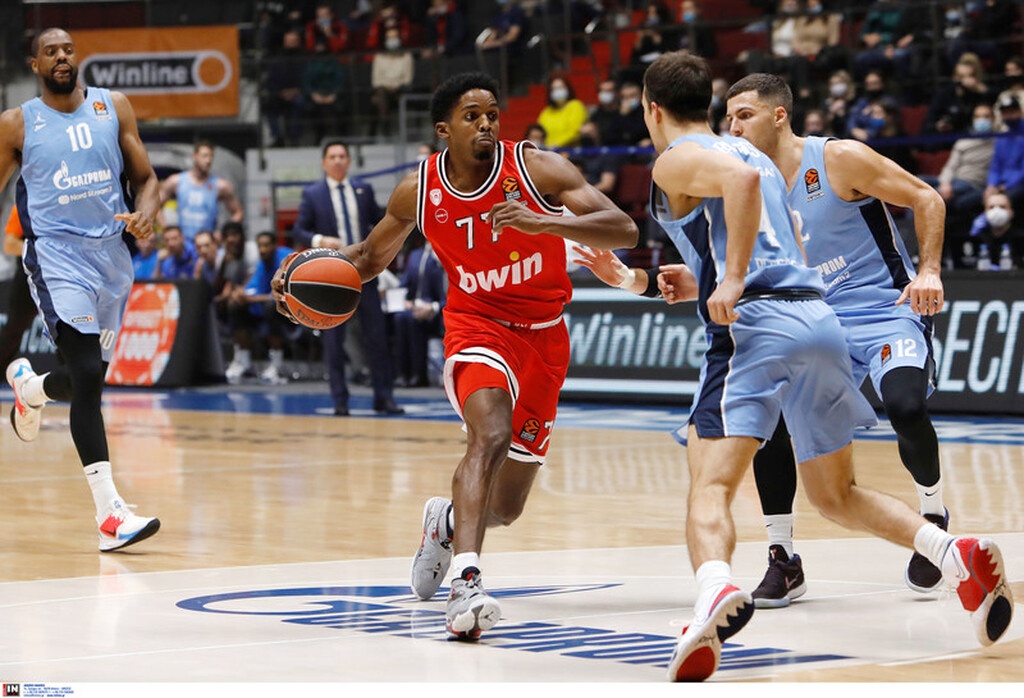 Ζενίτ - Ολυμπιακός 66-75: Αντέδρασε και πέρασε από την Αγία Πετρούπολη