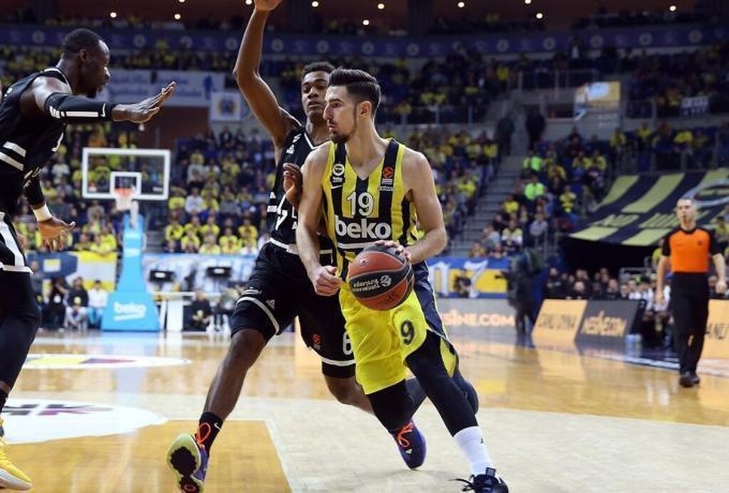 Φενέρμπαχτσε: Σοκ με Ντε Κολό