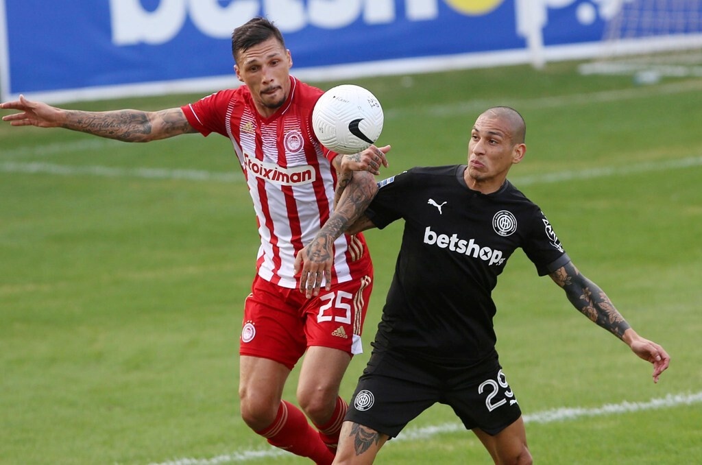 ΟΦΗ - Ολυμπιακός 2-0: Πρώτο «διπλό» με «δήμιο» Χασάν (photos+videos)