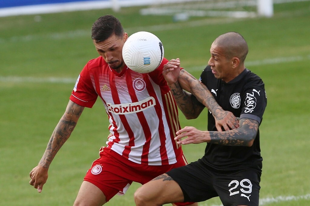 ΟΦΗ - Ολυμπιακός 2-0: Πρώτο «διπλό» με «δήμιο» Χασάν (photos+videos)
