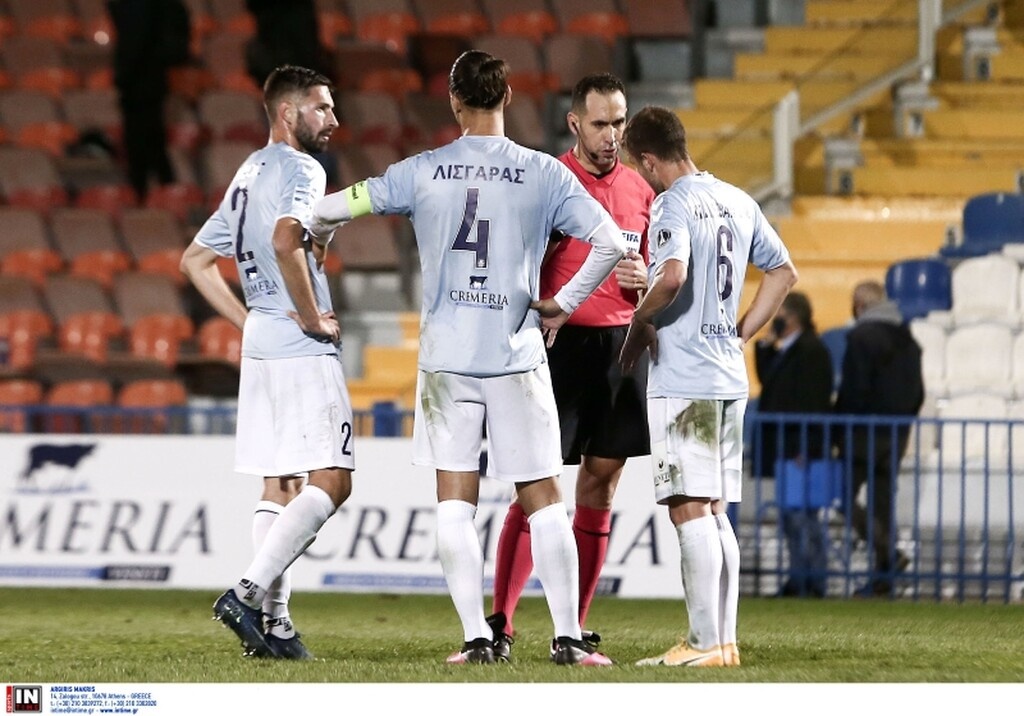 Έξαλλος ο Παράσχος