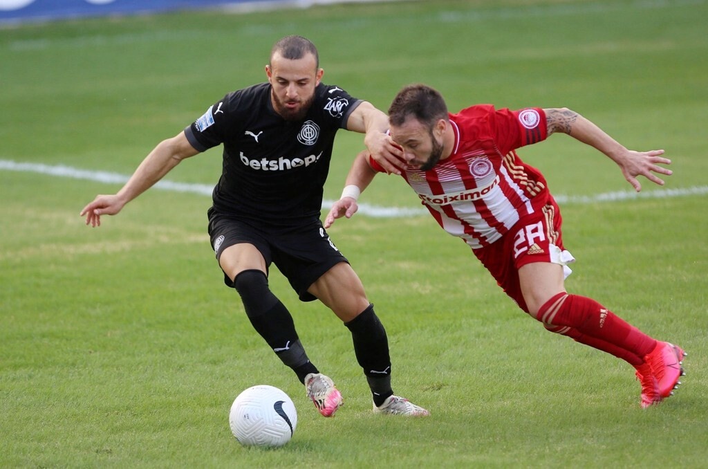 ΟΦΗ - Ολυμπιακός 2-0: Πρώτο «διπλό» με «δήμιο» Χασάν (photos+videos)