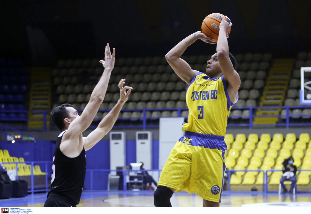 Περιστέρι - Ρίγα 81-84: Πλήρωσε τα λάθη του και ηττήθηκε (videos+photos)