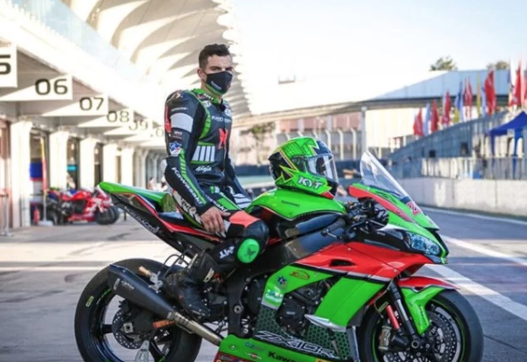 Σοκ! Οδηγός βρήκε τραγικό θάνατο σε αγώνα (photos+video)