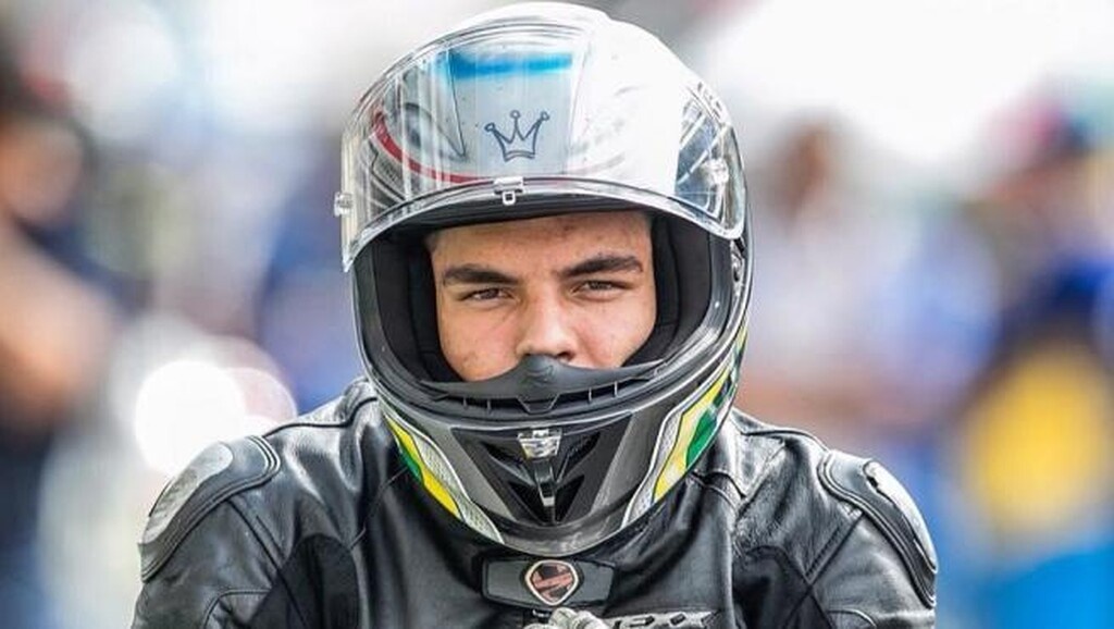 Σοκ! Οδηγός βρήκε τραγικό θάνατο σε αγώνα (photos+video)