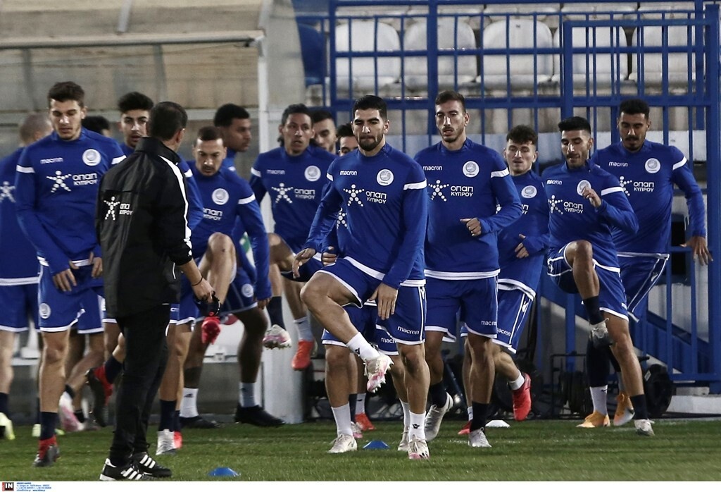 Ελλάδα: Τεστάρει ετοιμότητα και πρόσωπα με Κύπρο