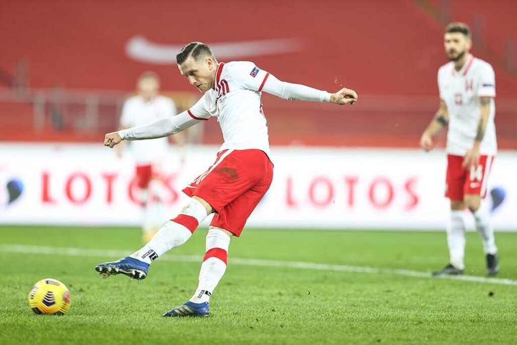 Πολωνία-Ουκρανία 2-0: Νικάει και χωρίς Λεβαντόφσκι (video)
