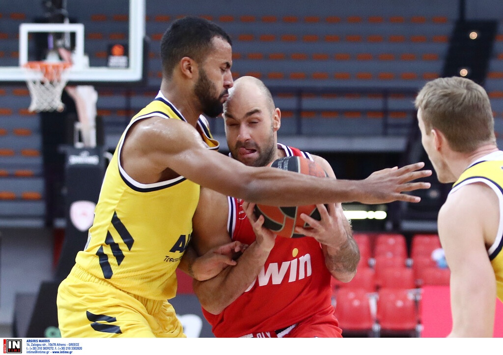 Ολυμπιακός-Άλμπα Βερολίνου 75-71: Έκανε το χρέος του με Ζαν Σαρλ!