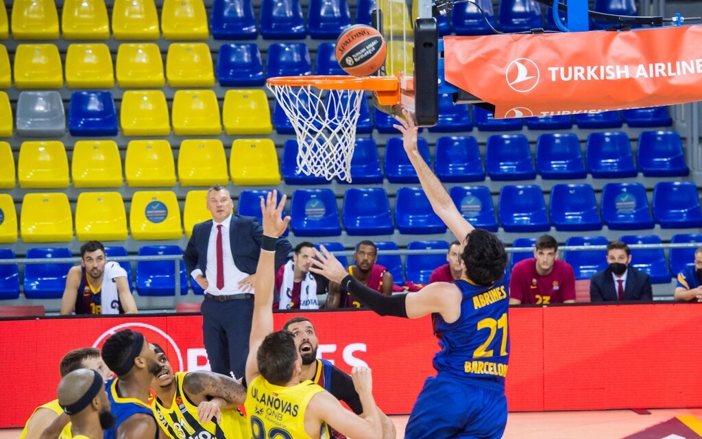 Μπαρτσελόνα - Φενέρμπαχτσε 97-55: «Μπλαουγκράνα» επίδειξη δύναμης